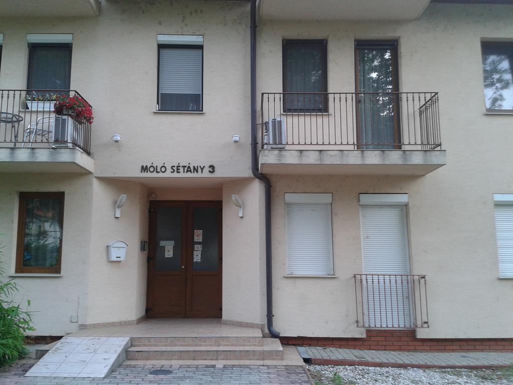 Park Setany Apartman Balatonlelle Exterior photo